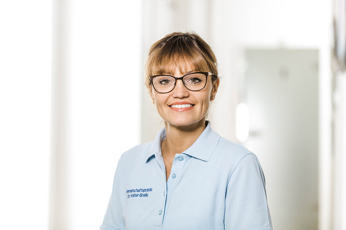 Zahnarzt Grafenberg – Bradu – Team – Patrycja Bradu Zahnarzt Grafenberg - Bradu - Team - Patrycja Bradu